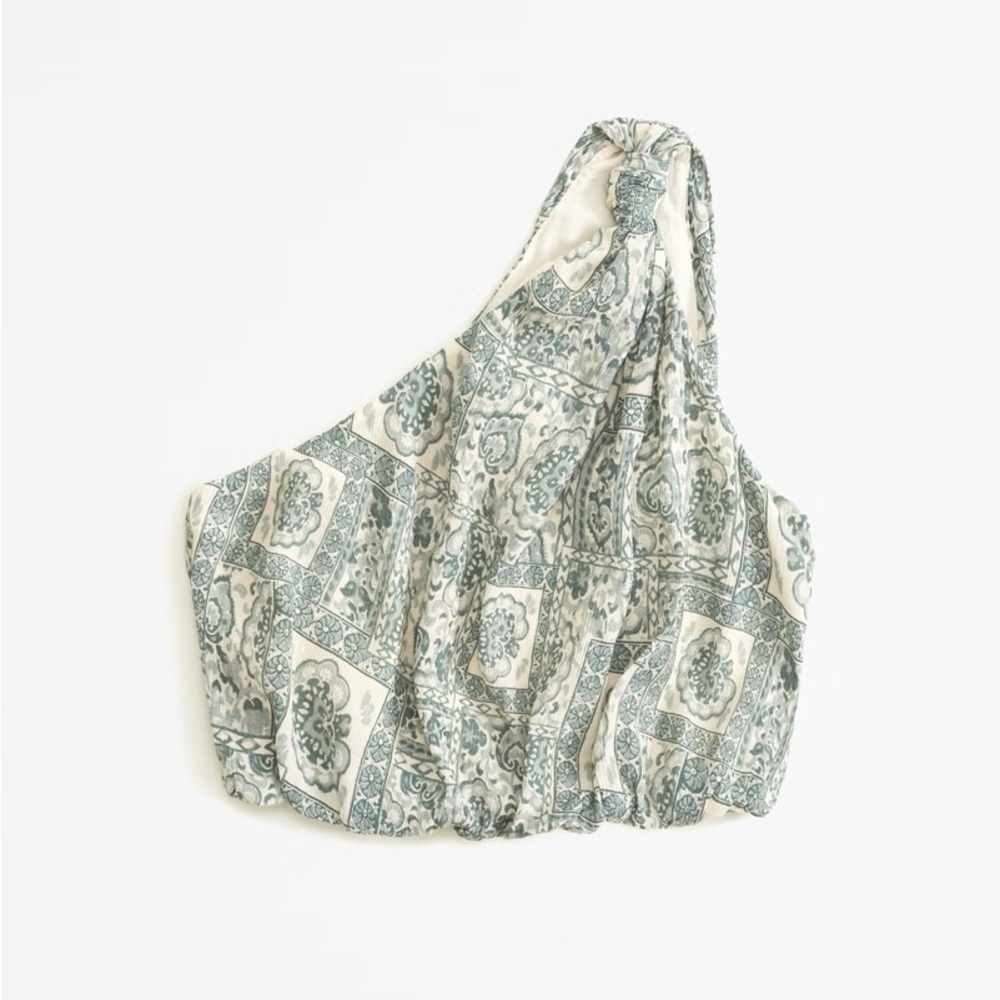 Abercrombie & Fitch Crinkle Textured Asymmetrical Top NWT size M